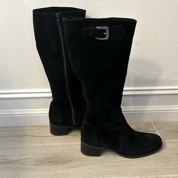 La Canadienne Black Suede Hannah Boot size 7 NWOT - Picture 2 of 15